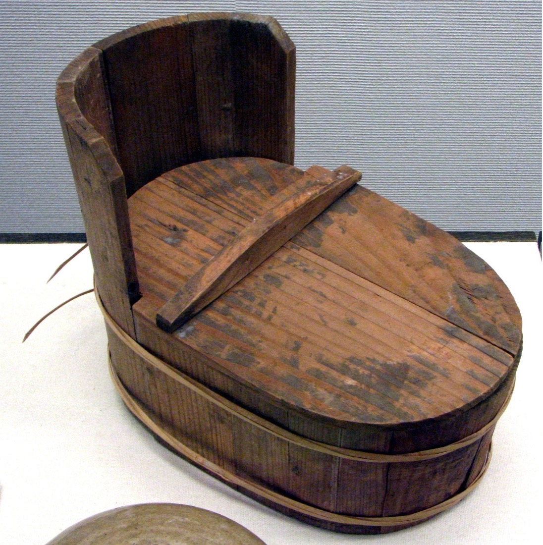 wooden-toilet